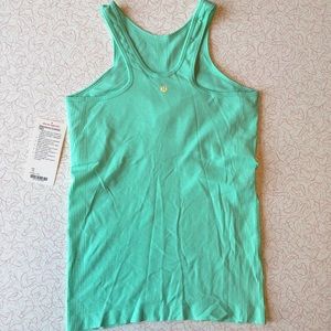 NWT Lululemon Seamlessly Covered Tank